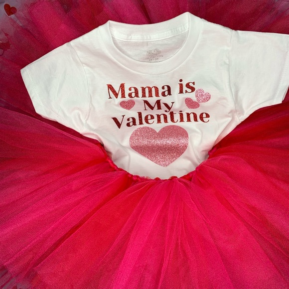 Toddler Valentine’s Day tutu - Picture 3 of 6